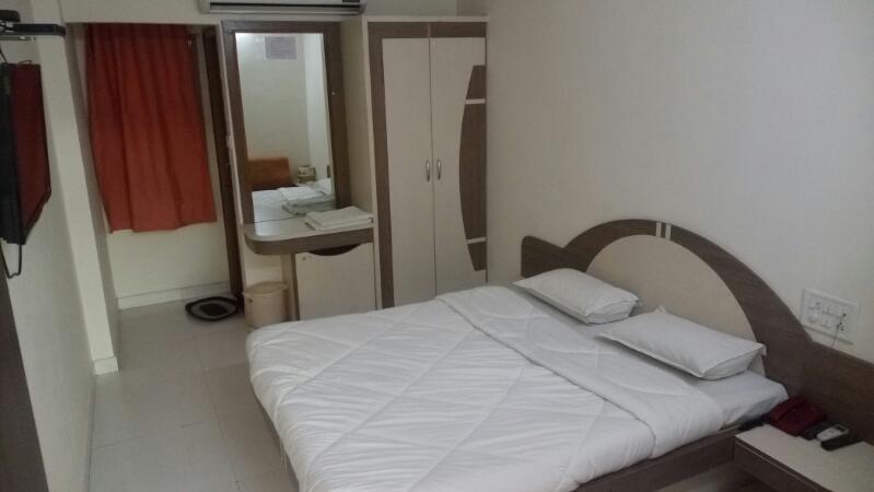 Hotel Sudarshan Nāthdwāra Dış mekan fotoğraf